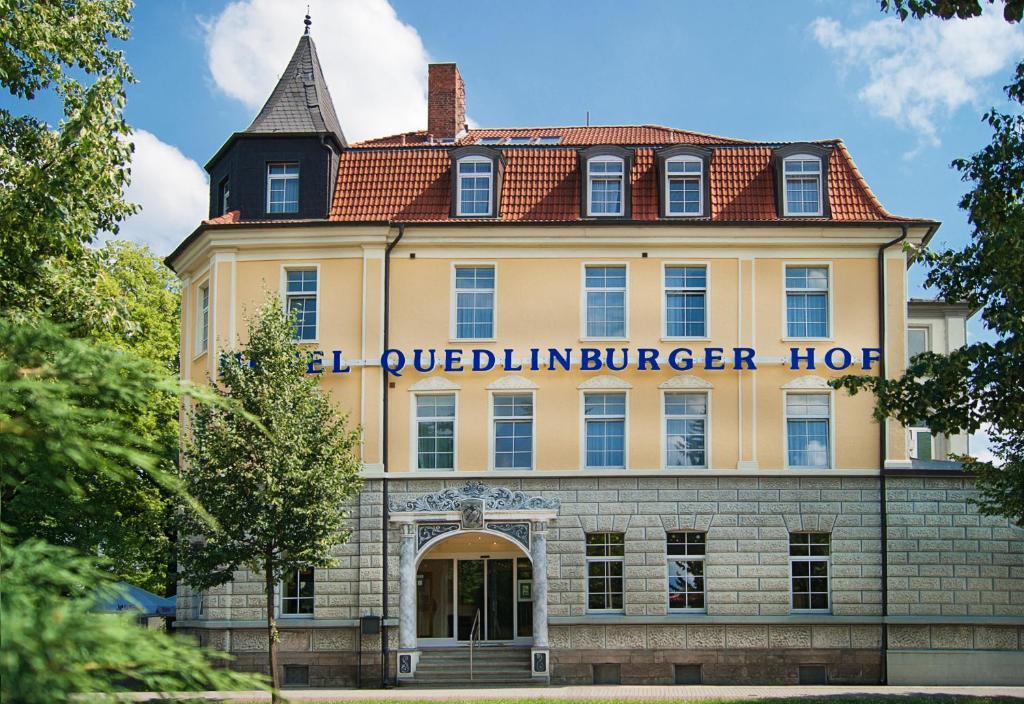 Regiohotel Quedlinburger Hof Quedlinburg Bagian luar foto